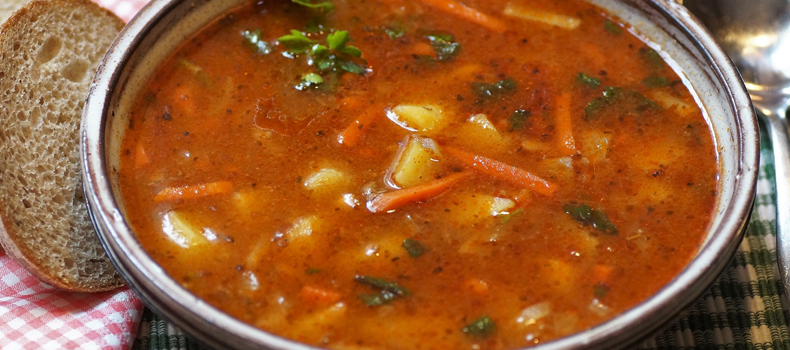 Our favourite Vegan Goulash Soup